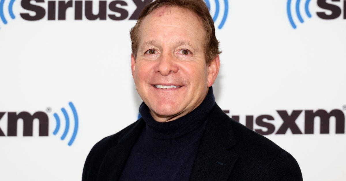 Actor Steve Guttenberg recounts his Palisades Fire experience